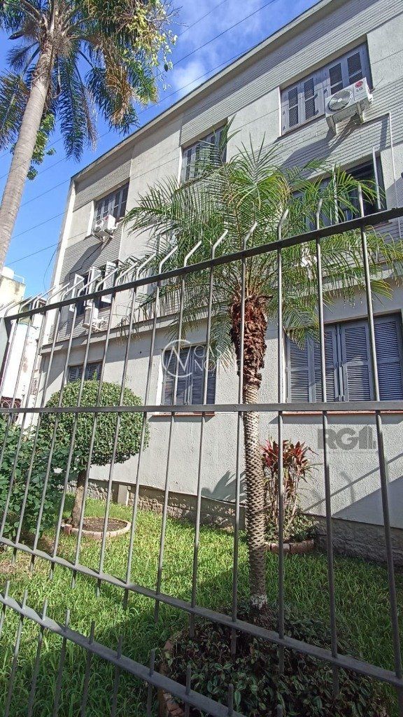 Apartamento à venda com 2 quartos, 49m², Avenida Getúlio Vargas no bairro Menino Deus em Porto Alegre