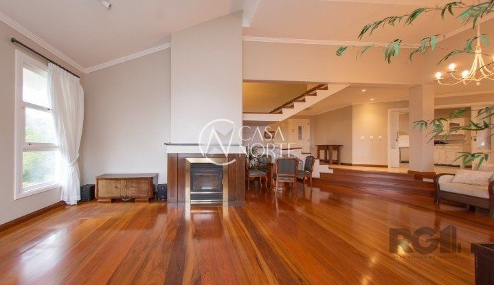 Casa à venda com 4 quartos, 372m², 4 suítes, 4 vagas, Rua Deputado Astério de Mello no bairro Teresópolis em Porto Alegre