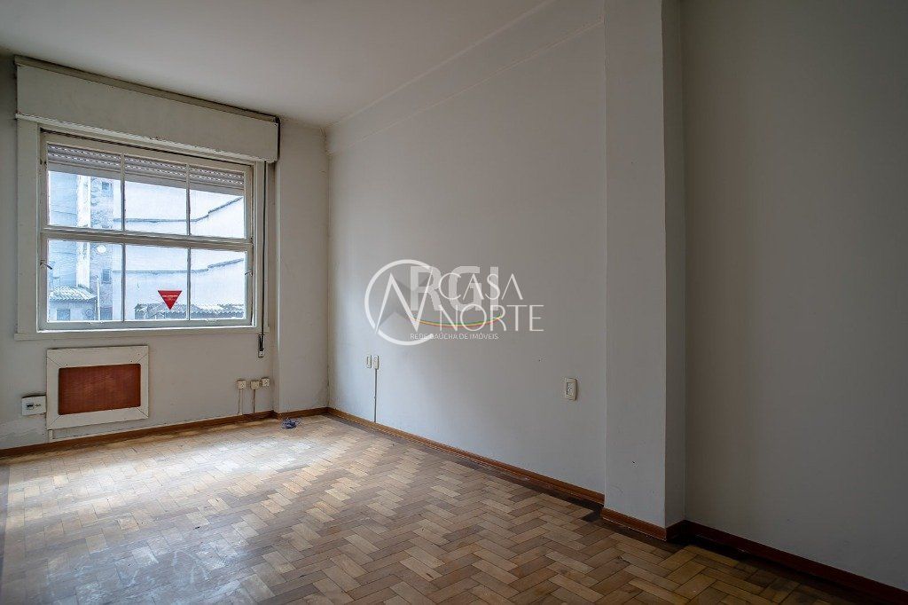 Sala Comercial à venda com 3 quartos, 78m², Rua dos Andradas no bairro Centro Histórico em Porto Alegre