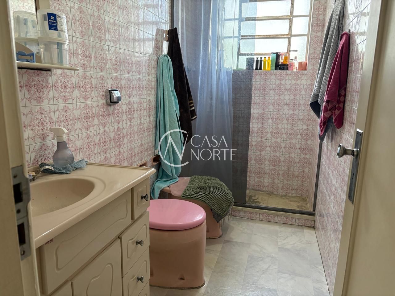 Apartamento à venda com 2 quartos, 60m², Rua José de Alencar no bairro Menino Deus em Porto Alegre