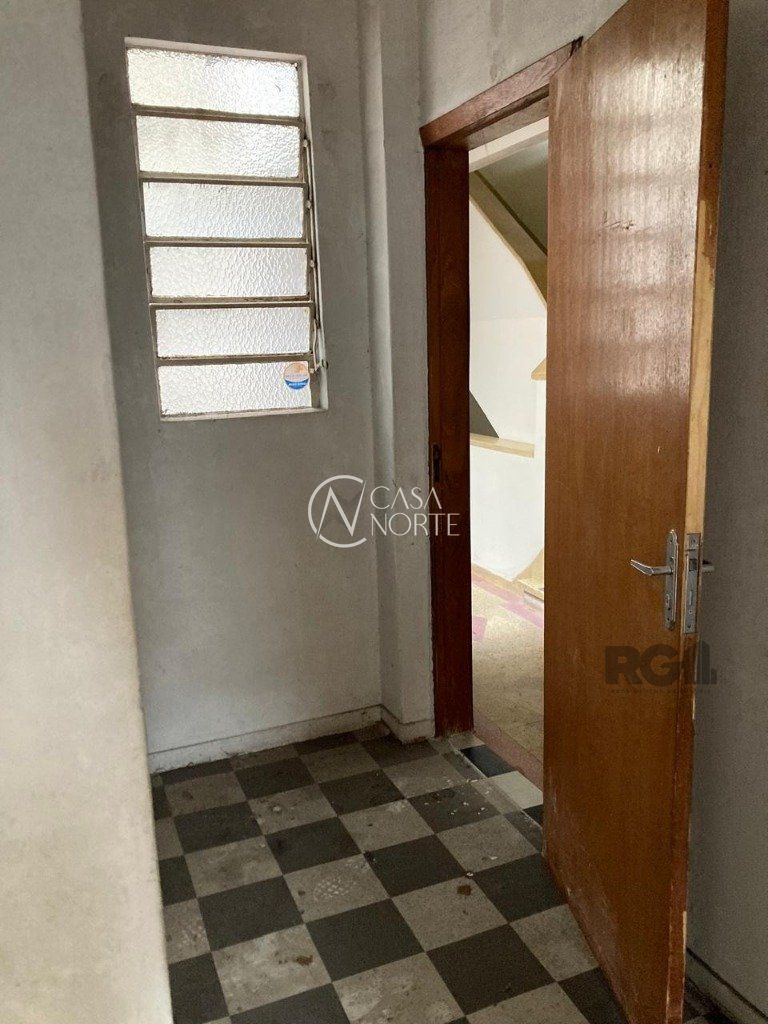 Apartamento à venda com 1 quarto, 54m², Avenida Farrapos no bairro Floresta em Porto Alegre