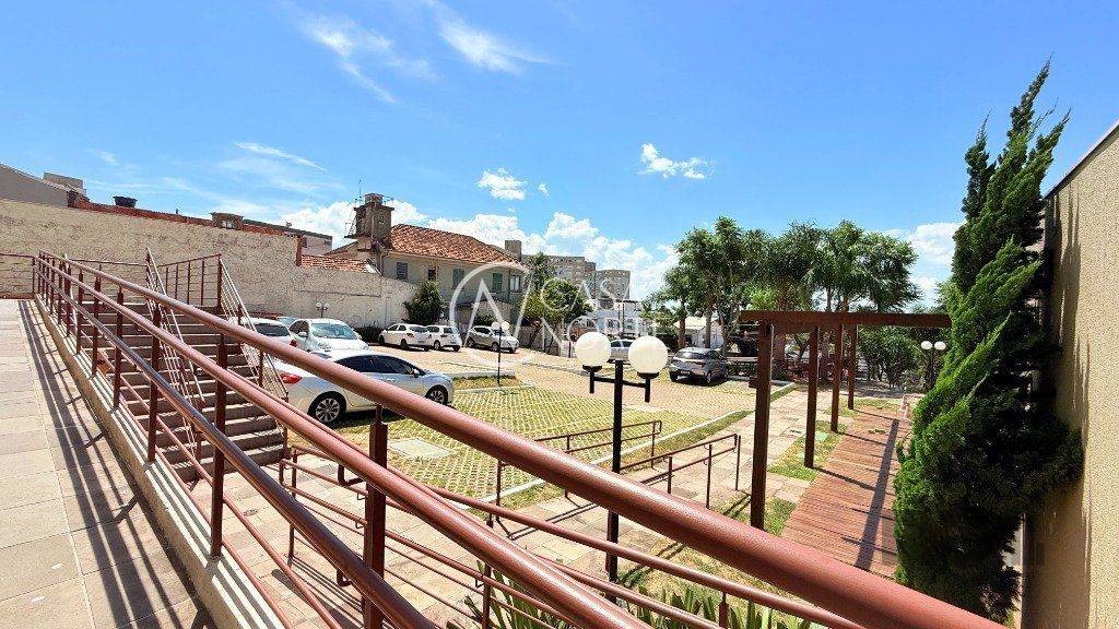 Apartamento à venda com 3 quartos, 67m², 1 suíte, 2 vagas, Rua Doutor Malheiros no bairro Santo Antônio em Porto Alegre