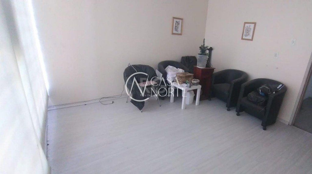 Casa à venda com 3 quartos, 100m², 1 vaga, Rua Barao do Gravataí no bairro Menino Deus em Porto Alegre