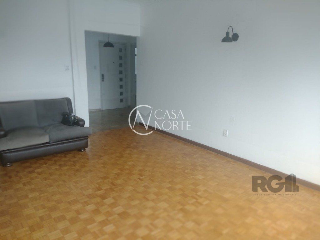 Apartamento à venda com 3 quartos, 132m², 1 vaga, Avenida Ganzo no bairro Menino Deus em Porto Alegre