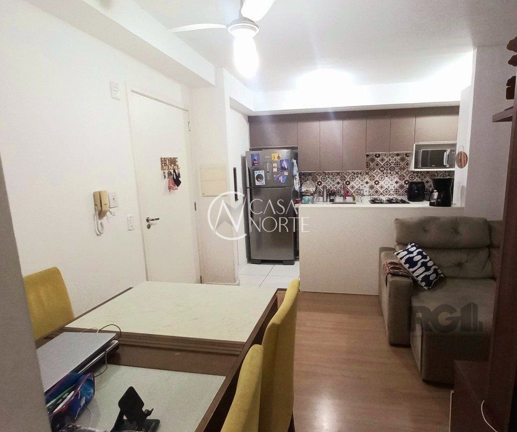 Apartamento à venda com 2 quartos, 50m², 1 suíte, 1 vaga, Rua Airton Ferreira da Silva no bairro Farrapos em Porto Alegre