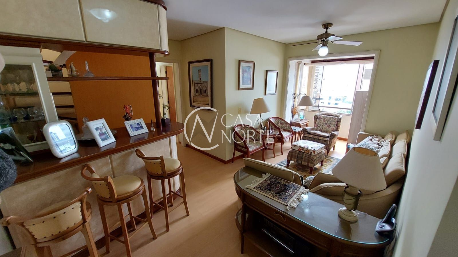 Cobertura à venda com 3 quartos, 165m², 1 suíte, 1 vaga, Rua Coronel André Belo no bairro Menino Deus em Porto Alegre