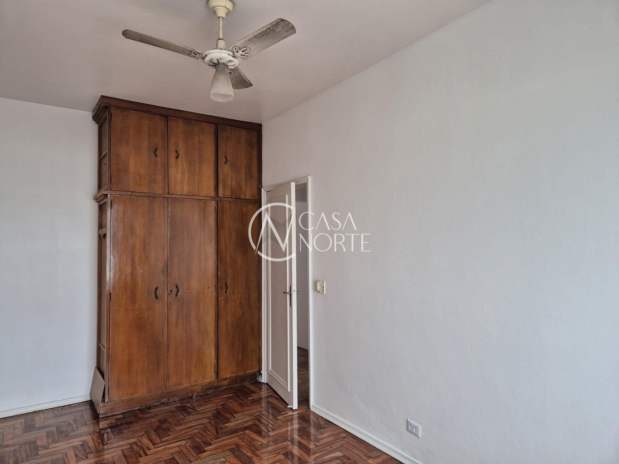 Apartamento à venda com 2 quartos, 57m², Avenida Farrapos no bairro Floresta em Porto Alegre