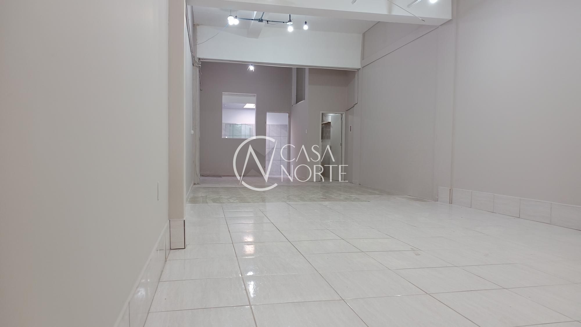 Loja à venda , 134m², Avenida Assis Brasil no bairro Passo da Areia em Porto Alegre