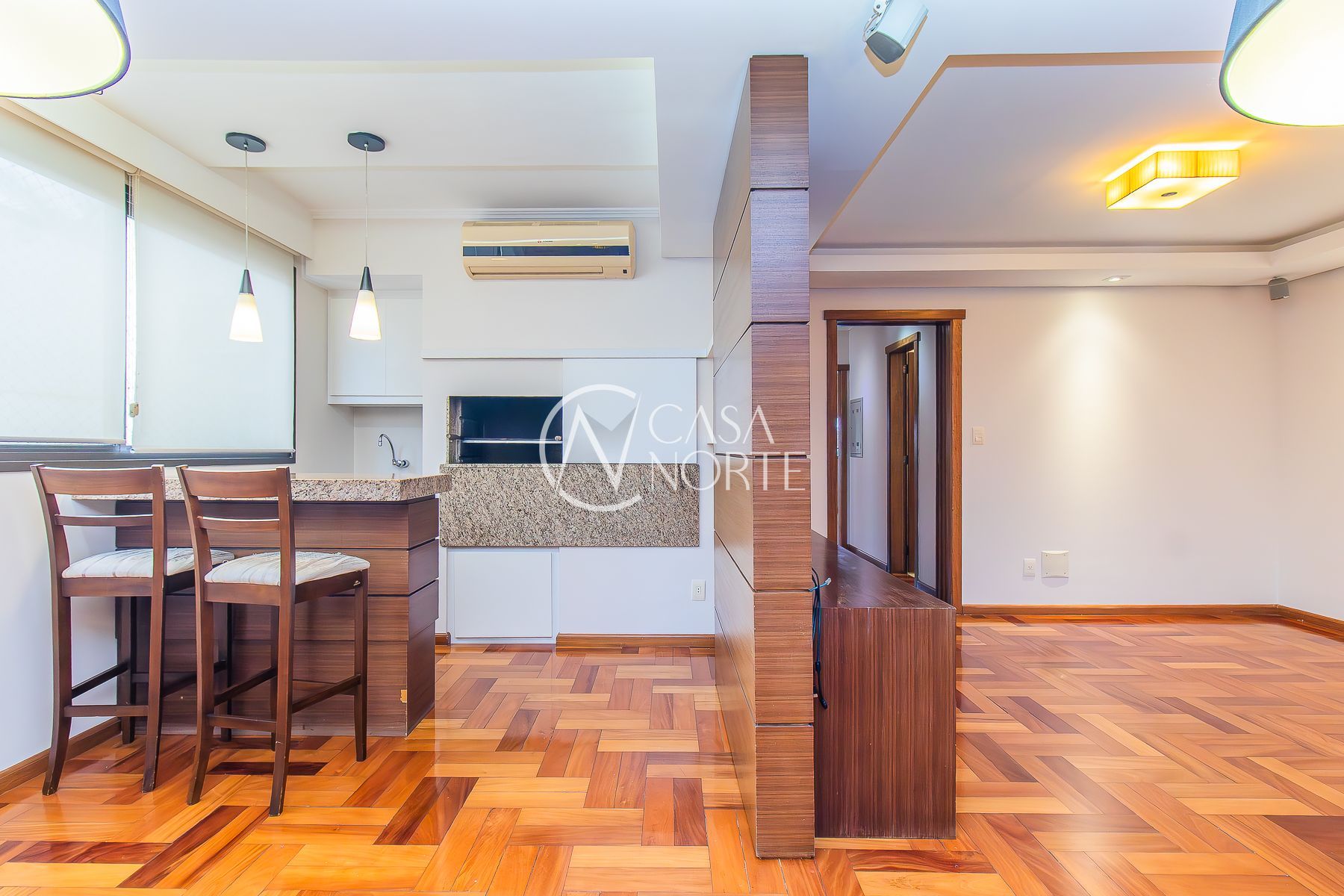 Apartamento à venda com 3 quartos, 126m², 1 suíte, 2 vagas, Rua Dona Augusta no bairro Menino Deus em Porto Alegre