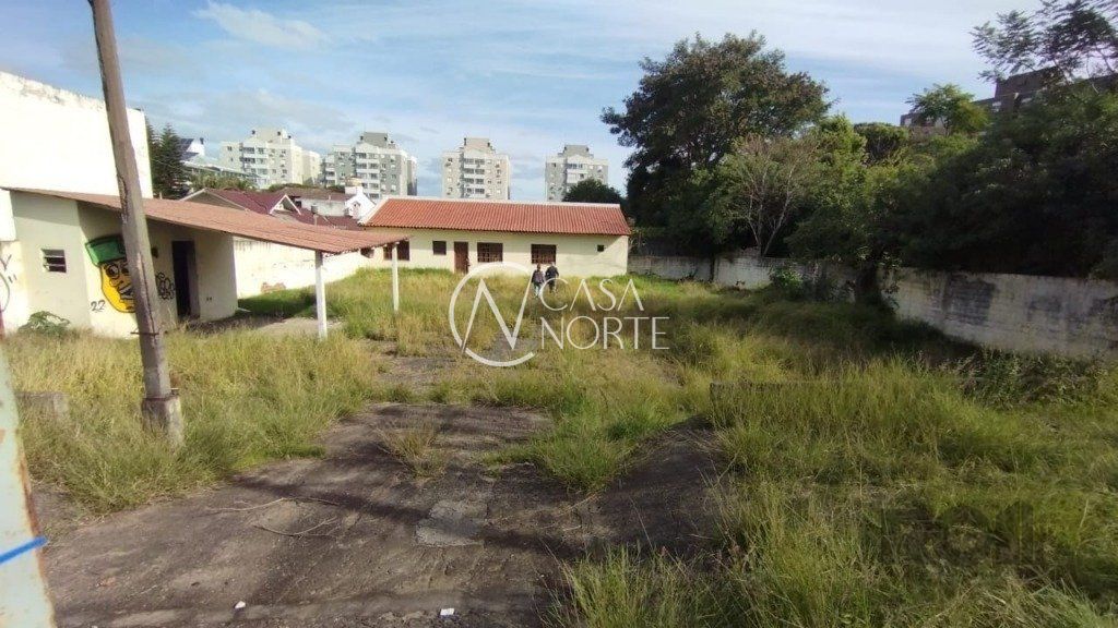 Terreno à venda  com 360m², Rua Doutor Campos Velho no bairro Cristal em Porto Alegre