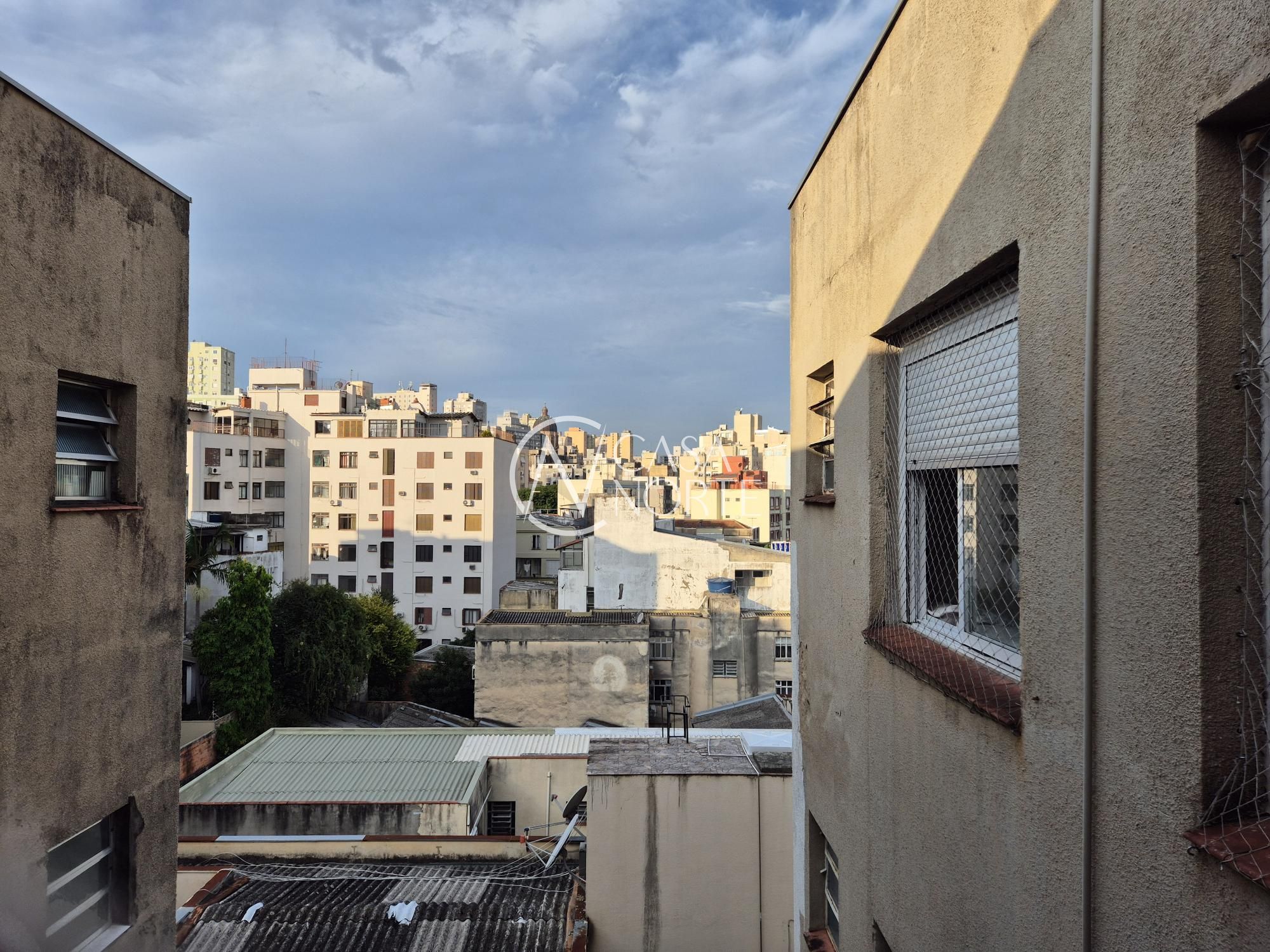 Apartamento à venda com 1 quarto, 32m², Rua Washington Luiz no bairro Centro Histórico em Porto Alegre