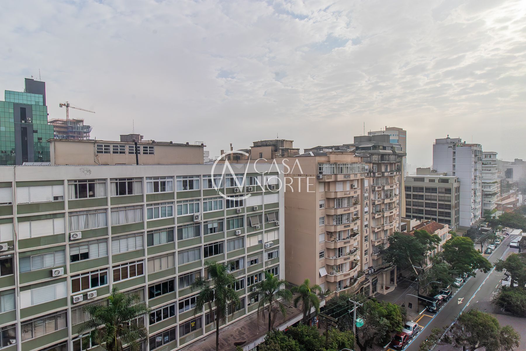 Apartamento à venda com 3 quartos, 140m², 1 suíte, 1 vaga, Rua Vinte e Quatro de Outubro no bairro Moinhos de Vento em Porto Alegre