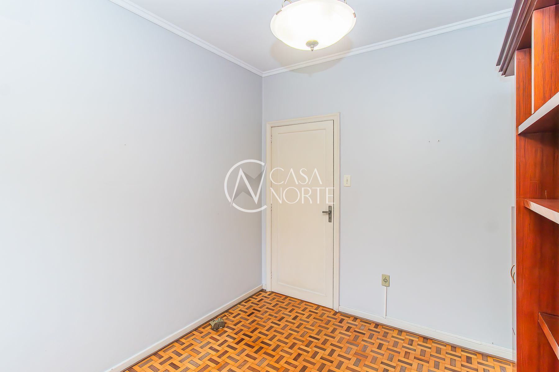 Apartamento à venda com 3 quartos, 109m², 1 vaga, Avenida Ganzo no bairro Menino Deus em Porto Alegre