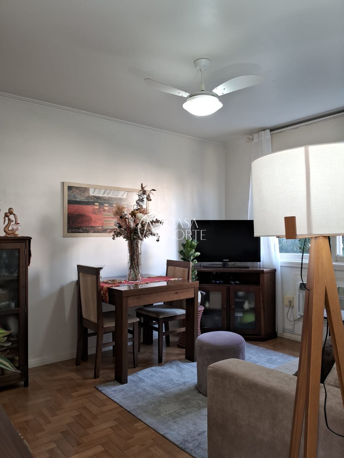 Apartamento à venda com 2 quartos, 58m², 1 vaga, Rua Botafogo no bairro Menino Deus em Porto Alegre