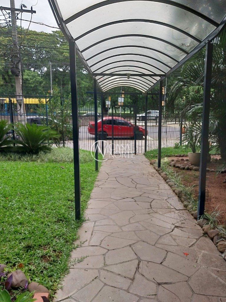 Apartamento à venda com 2 quartos, 82m², 1 vaga, Avenida Padre Cacique no bairro Praia de Belas em Porto Alegre