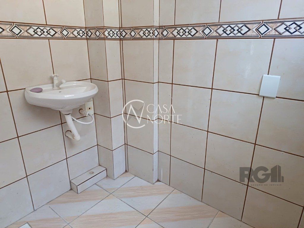 Loja à venda com 1 quarto, 28m², Avenida Getúlio Vargas no bairro Menino Deus em Porto Alegre