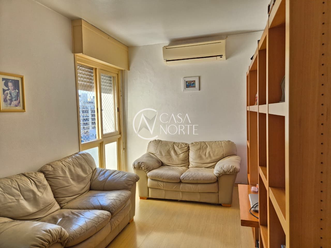 Apartamento à venda com 2 quartos, 74m², 1 vaga, Rua Barão do Triunfo no bairro Menino Deus em Porto Alegre