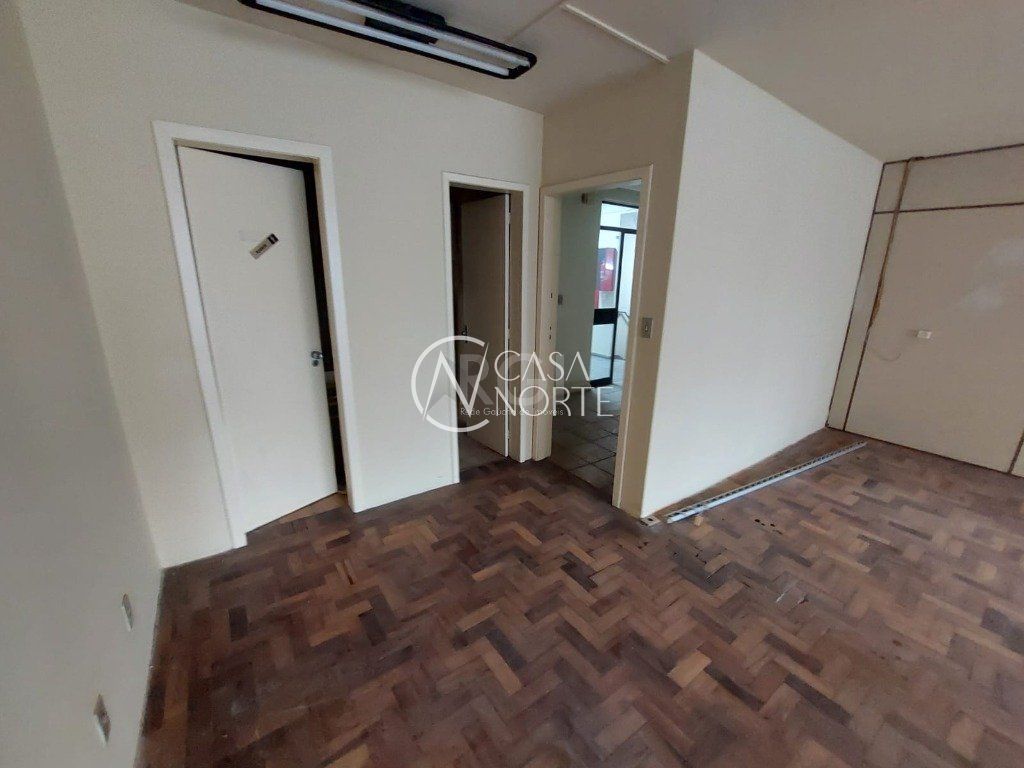 Sala Comercial à venda , 139m², Rua General Vitorino no bairro Centro Histórico em Porto Alegre