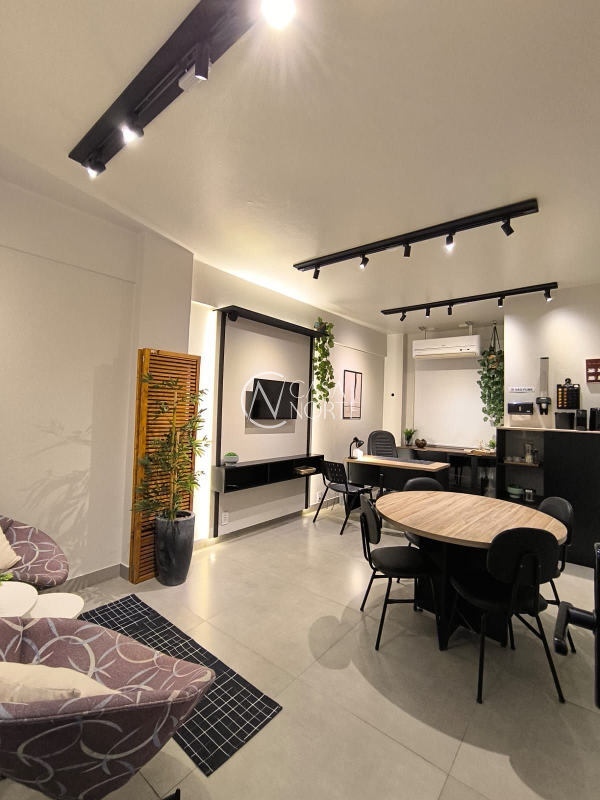 Sala Comercial à venda com 1 quarto, 21m², Rua Vigário José Inácio no bairro Centro Histórico em Porto Alegre