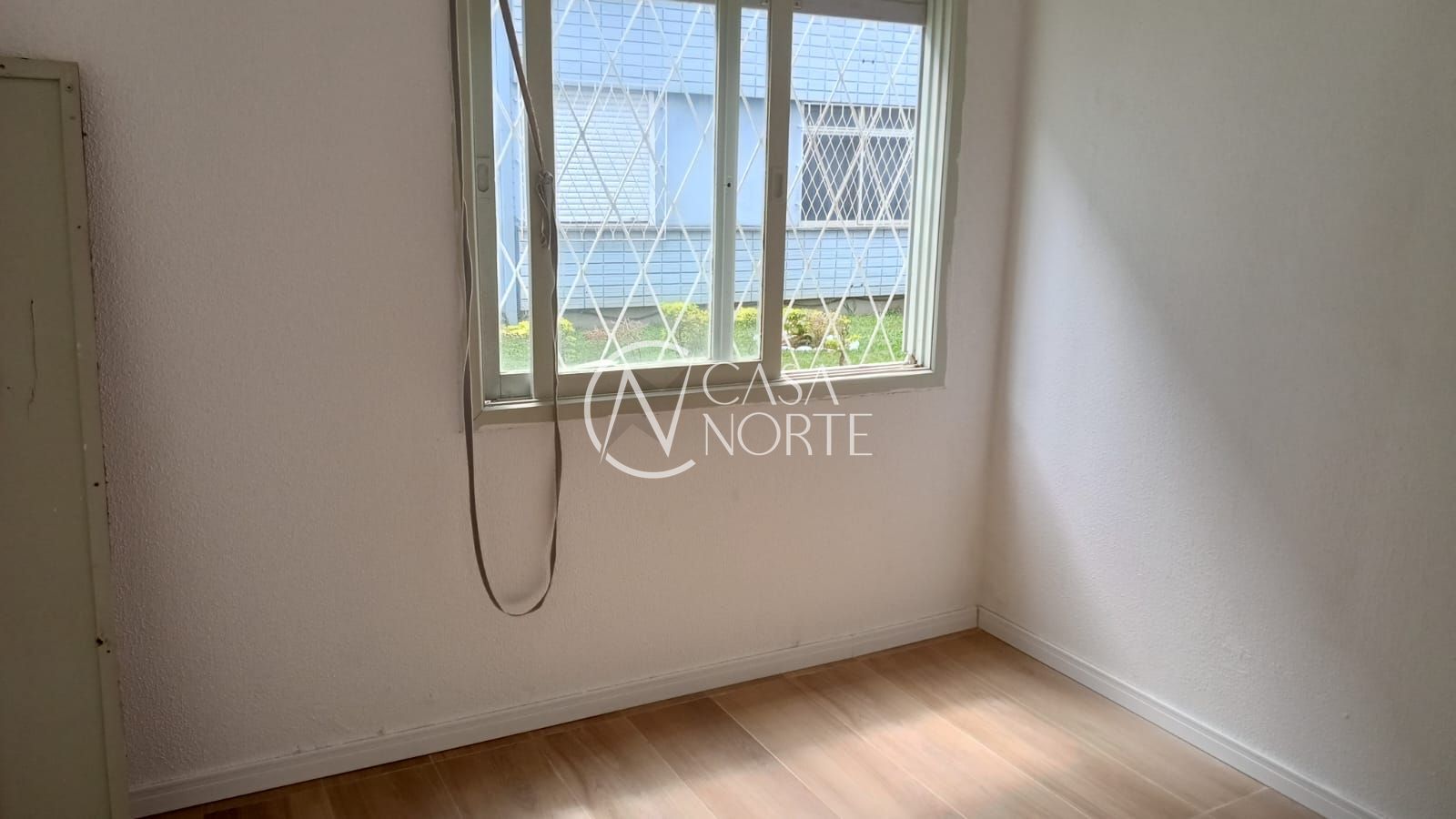 Apartamento à venda com 2 quartos, 46m², 1 vaga, Rua Padre Ângelo Corso no bairro Cavalhada em Porto Alegre