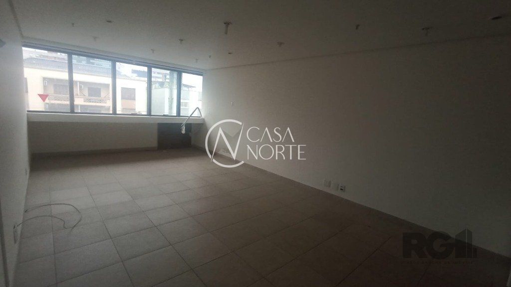 Sala Comercial à venda , 41m², Avenida Getúlio Vargas no bairro Menino Deus em Porto Alegre