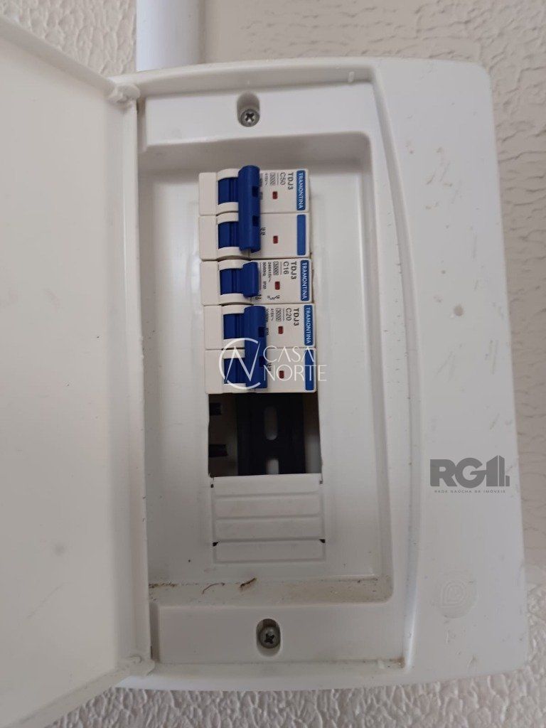 Loja à venda com 1 quarto, 28m², Avenida Getúlio Vargas no bairro Menino Deus em Porto Alegre