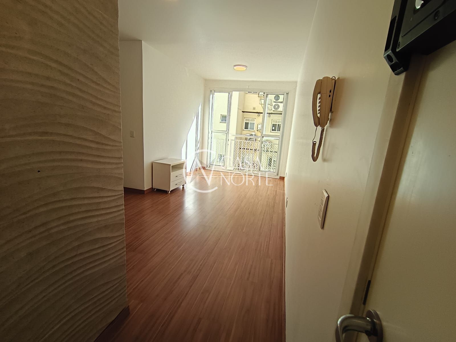 Apartamento à venda com 2 quartos, 57m², 1 suíte, 1 vaga, Estrada João Salomoni no bairro Vila Nova em Porto Alegre