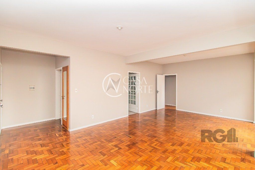 Apartamento à venda com 3 quartos, 135m², Avenida Independência no bairro Independência em Porto Alegre