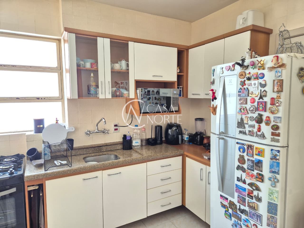 Apartamento à venda com 2 quartos, 74m², 1 vaga, Rua Barão do Triunfo no bairro Menino Deus em Porto Alegre