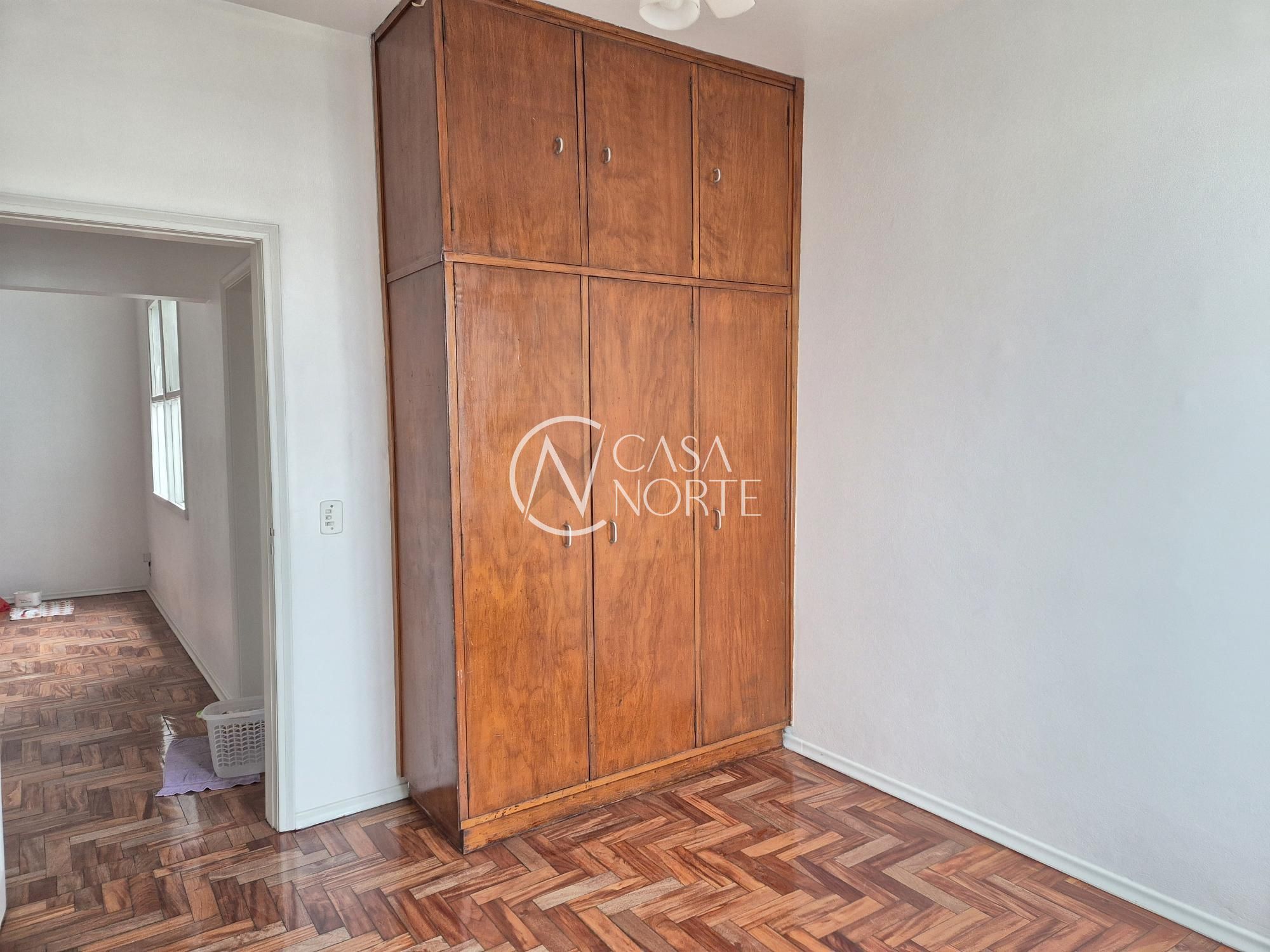 Apartamento à venda com 2 quartos, 57m², Avenida Farrapos no bairro Floresta em Porto Alegre