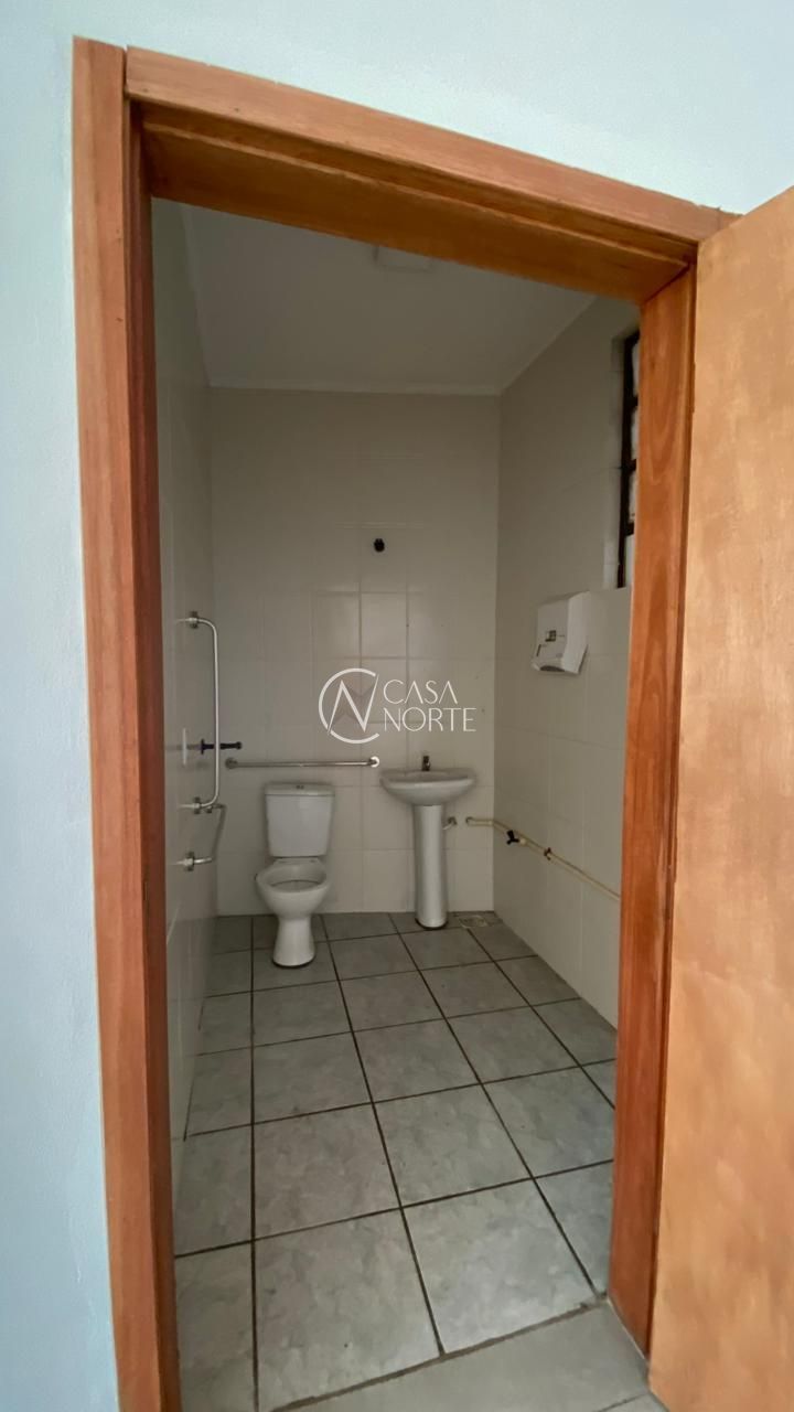 Salão Comercial à venda , 142m², Largo Visconde do Cairu no bairro Centro Histórico em Porto Alegre