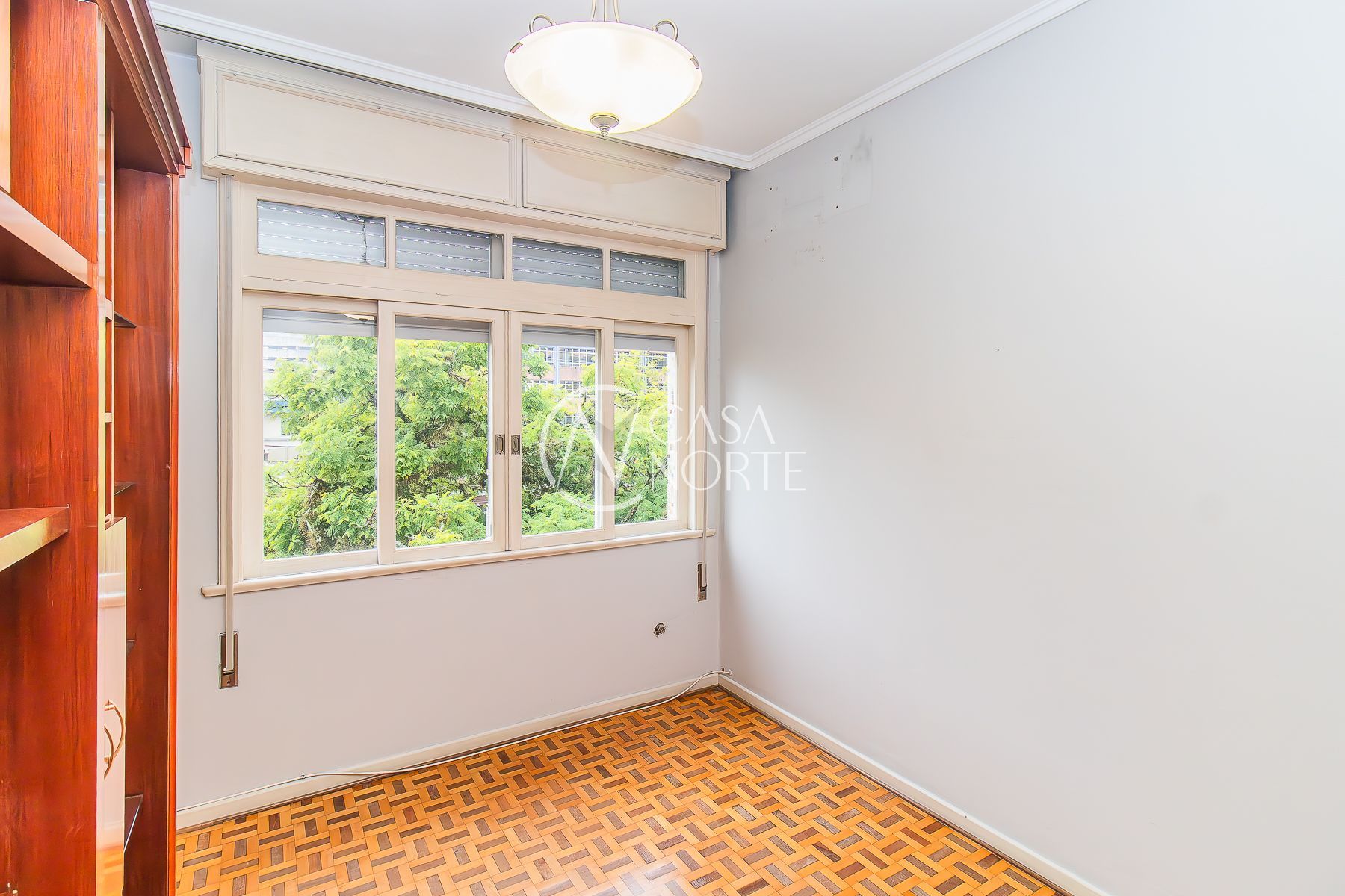 Apartamento à venda com 3 quartos, 109m², 1 vaga, Avenida Ganzo no bairro Menino Deus em Porto Alegre