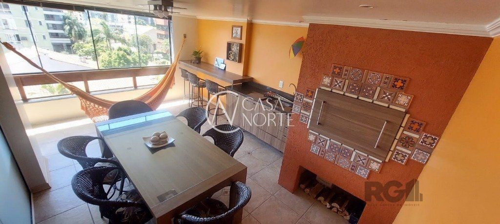 Apartamento à venda com 3 quartos, 137m², 1 suíte, 2 vagas, Rua Guadalupe no bairro Jardim Lindóia em Porto Alegre