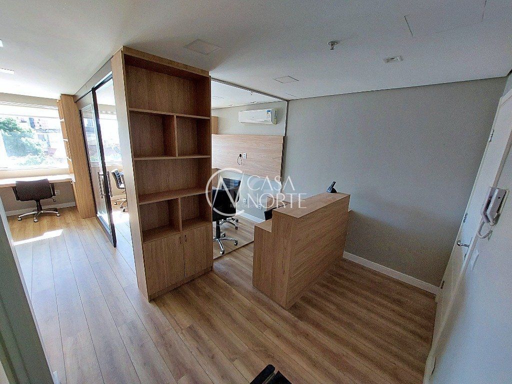 Sala Comercial à venda , 38m², Rua Ramiro Barcelos no bairro Floresta em Porto Alegre