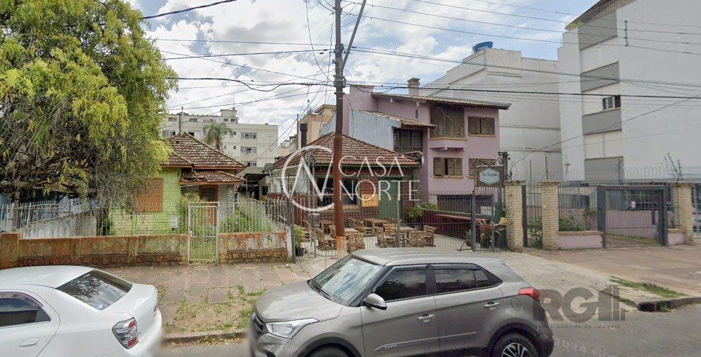 Terreno à venda  com 194m², Rua Felizardo no bairro Jardim Botânico em Porto Alegre