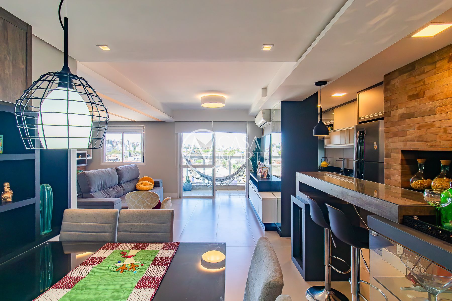 Apartamento à venda com 2 quartos, 82m², 1 suíte, 1 vaga, Avenida Polônia no bairro São Geraldo em Porto Alegre