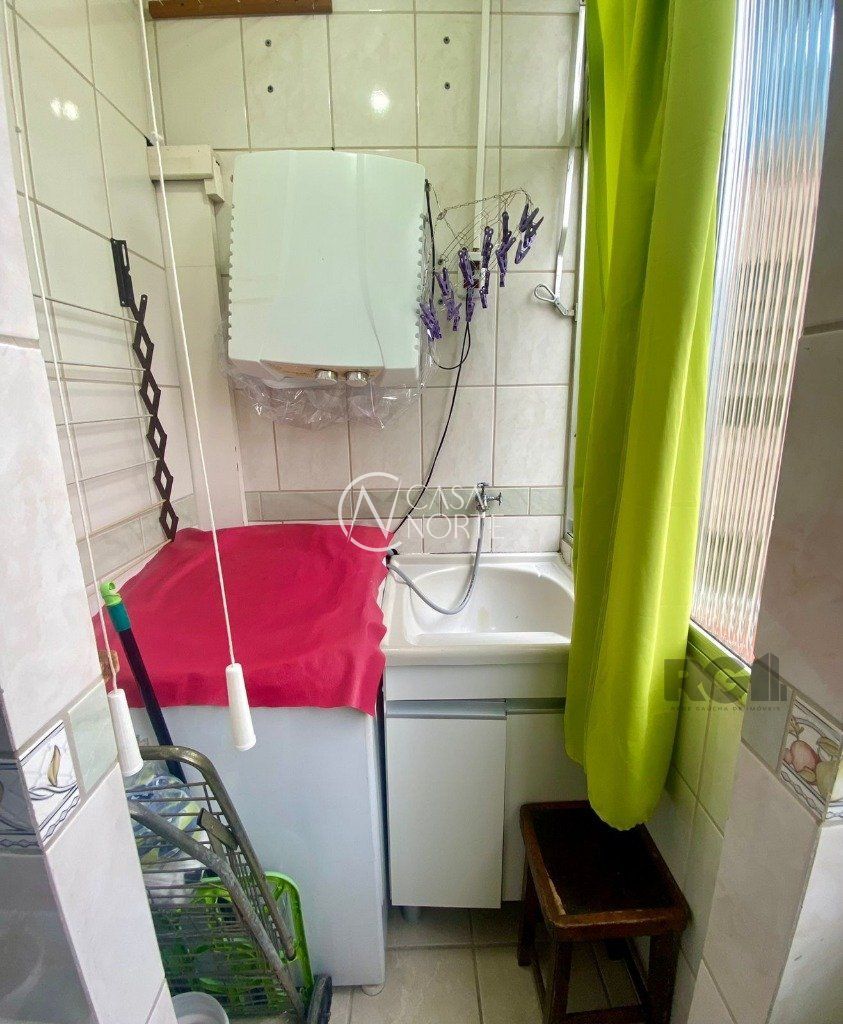 Apartamento à venda com 2 quartos, 53m², Avenida Getúlio Vargas no bairro Menino Deus em Porto Alegre