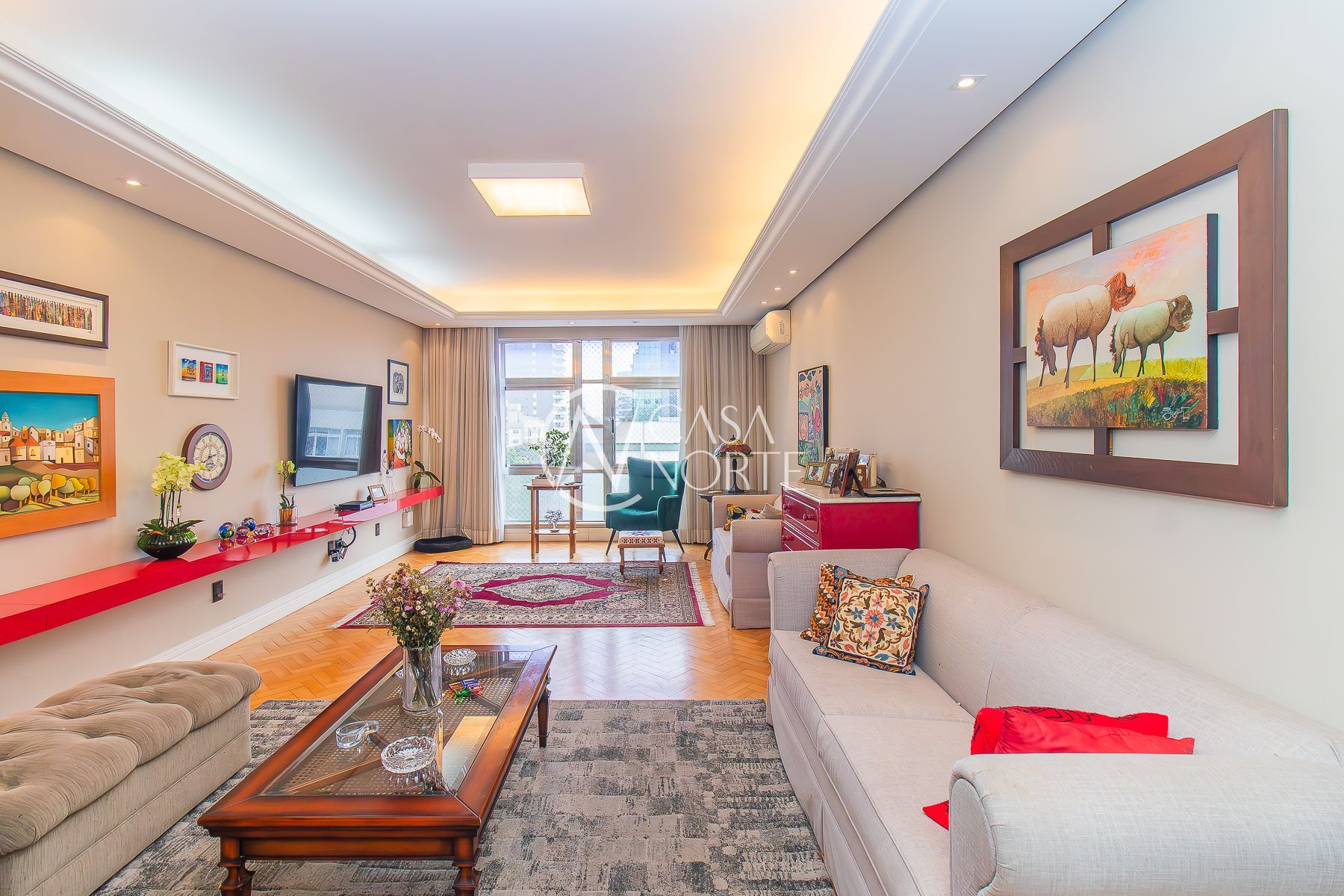 Apartamento à venda com 3 quartos, 140m², 1 suíte, 1 vaga, Rua Vinte e Quatro de Outubro no bairro Moinhos de Vento em Porto Alegre