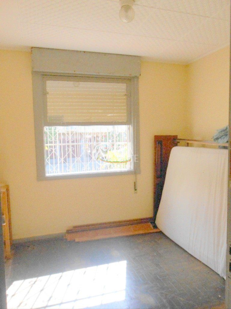 Casa à venda com 3 quartos, 100m², 1 vaga, Rua Doutor Oscar Bittencourt no bairro Menino Deus em Porto Alegre