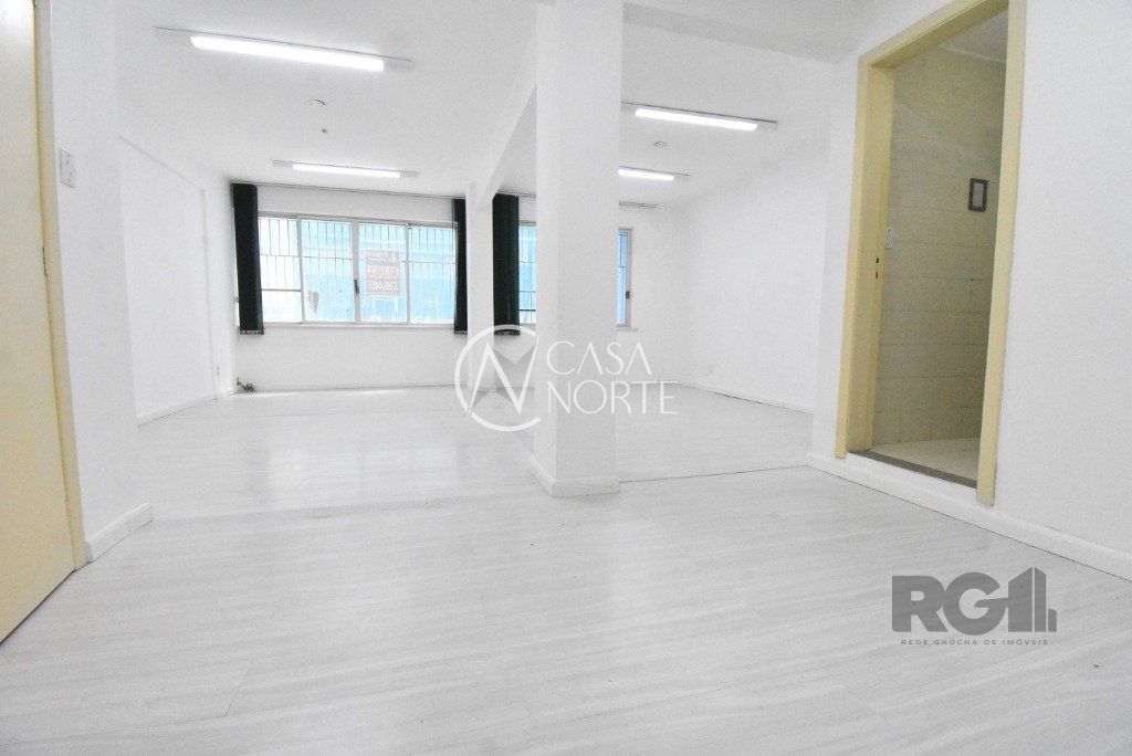 Sala Comercial à venda , 50m², Rua dos Andradas no bairro Centro Histórico em Porto Alegre