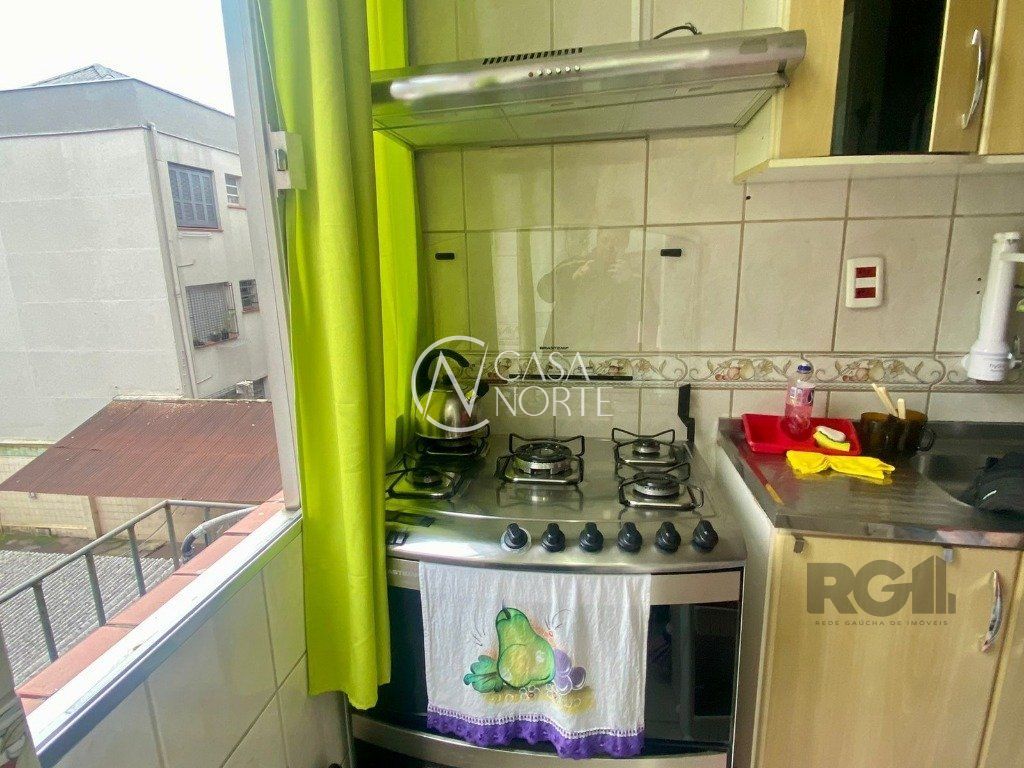 Apartamento à venda com 2 quartos, 53m², Avenida Getúlio Vargas no bairro Menino Deus em Porto Alegre