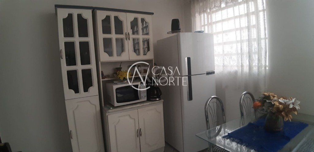 Apartamento à venda com 3 quartos, 77m², 1 vaga, Avenida Ipiranga no bairro Praia de Belas em Porto Alegre