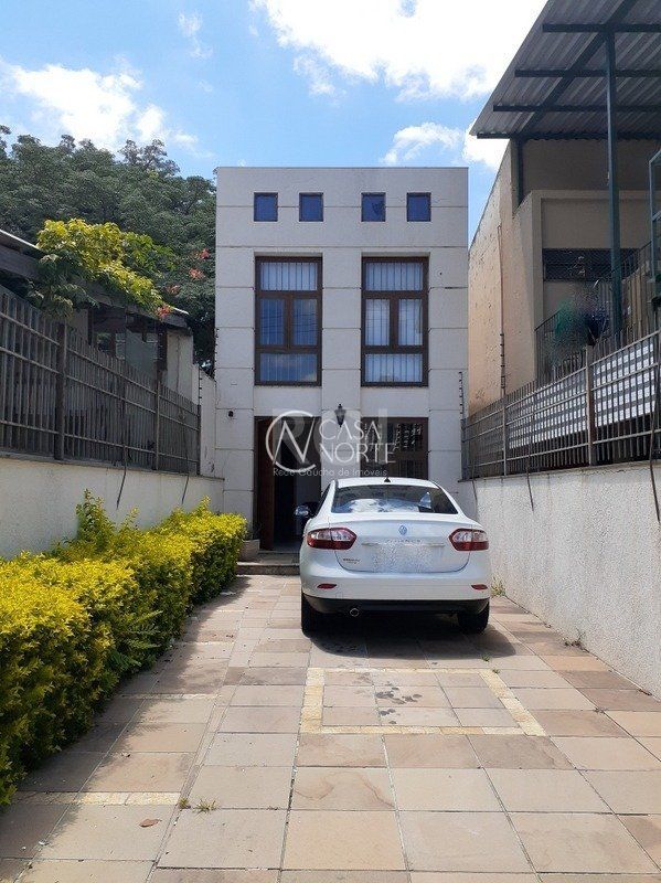 Prédio Comercial à venda , 180m², 2 vagas, Rua Baronesa do Gravataí no bairro Menino Deus em Porto Alegre