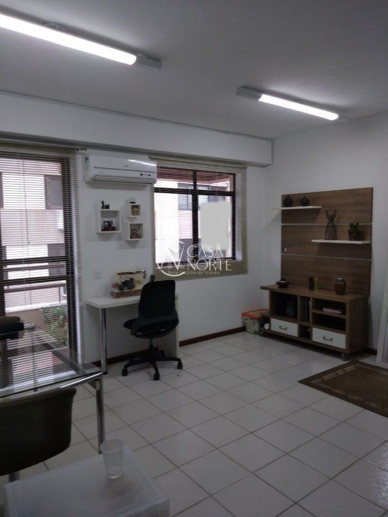 Sala Comercial à venda , 30m², 1 vaga, Rua Barao do Gravataí no bairro Menino Deus em Porto Alegre