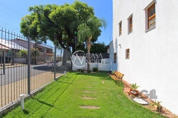 Casa de Condomínio à venda com 3 quartos, 131m², 2 vagas, Rua Landel de Moura no bairro Tristeza em Porto Alegre