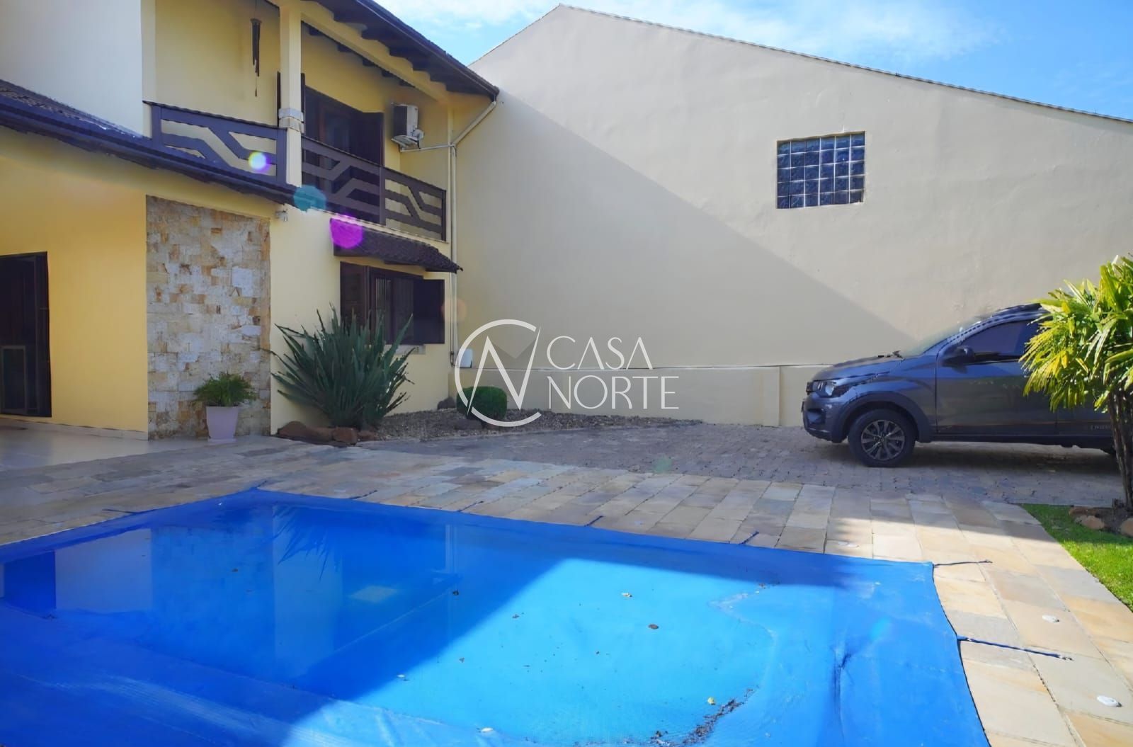 Casa à venda com 2 quartos, 108m², 3 vagas, Rua Francisco Braga no bairro Partenon em Porto Alegre