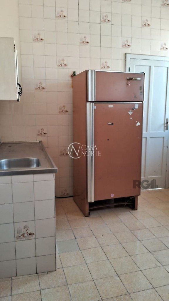 Apartamento à venda com 3 quartos, 70m², Avenida Alberto Bins no bairro Floresta em Porto Alegre