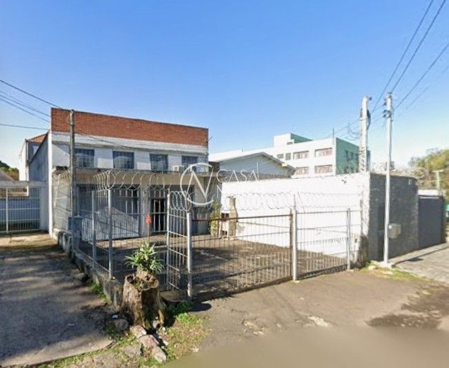 Casa Comercial à venda com 1 quarto, 196m², 2 vagas, Avenida Cambaí no bairro Passo da Areia em Porto Alegre