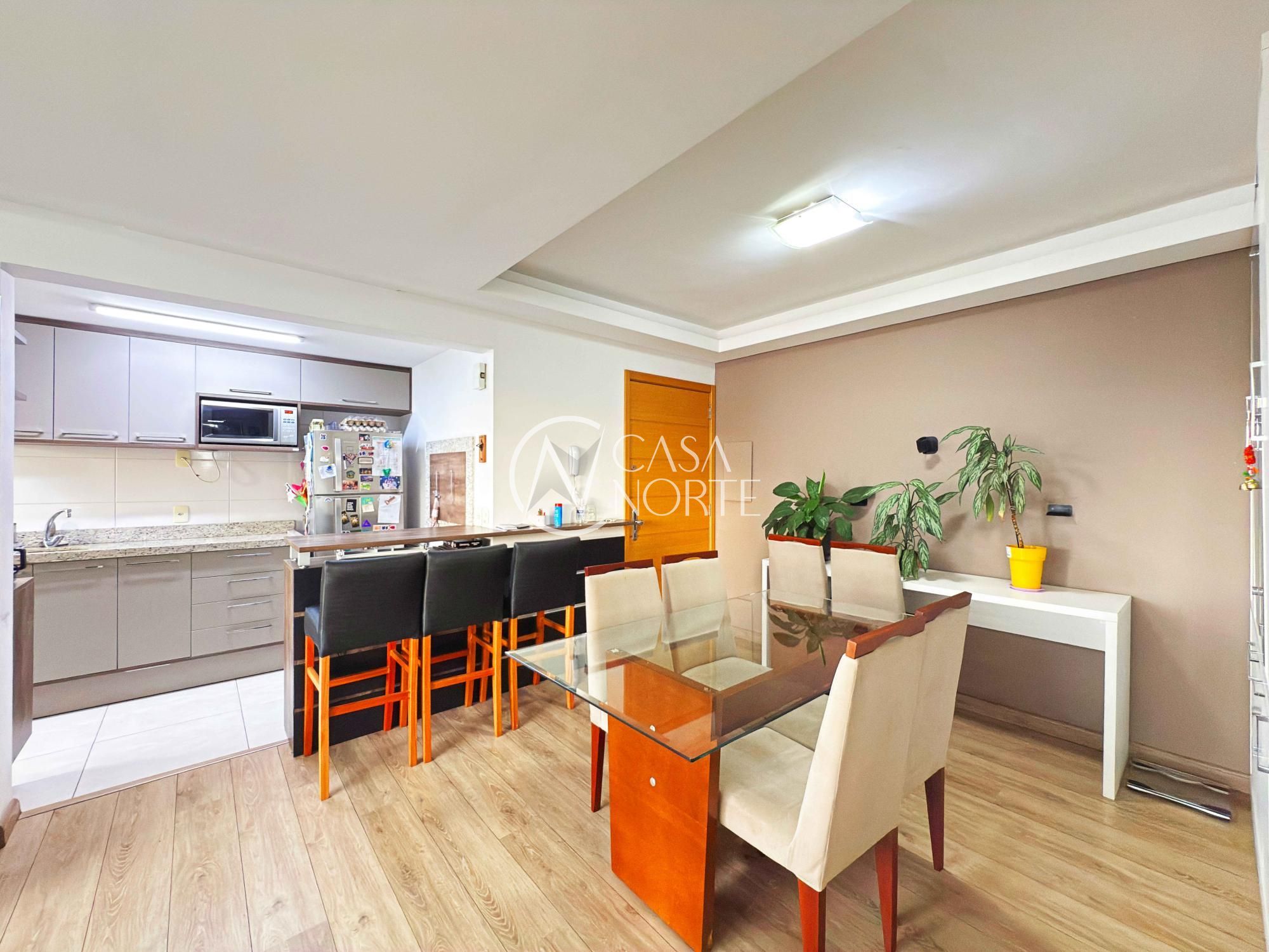 Apartamento à venda com 3 quartos, 82m², 1 suíte, 2 vagas, Rua Gomes Jardim no bairro Santana em Porto Alegre