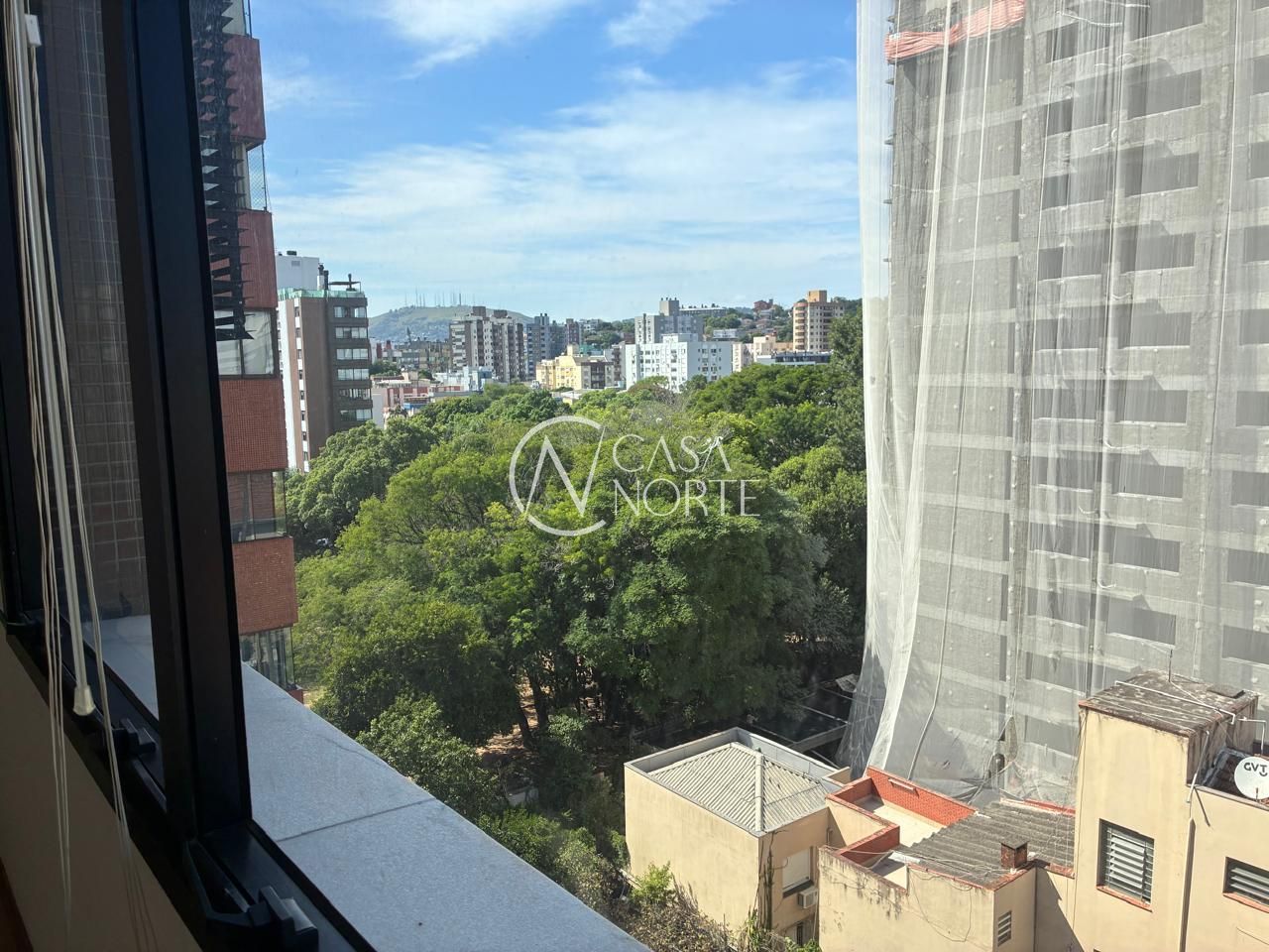 Sala Comercial à venda com 1 quarto, 24m², Rua Saldanha Marinho no bairro Menino Deus em Porto Alegre